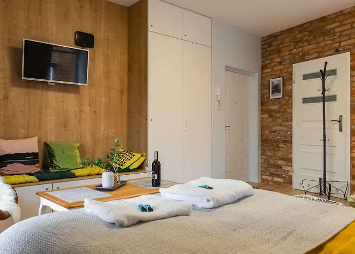 Szczecin Old Town Apartments - Riverside Lux Studio